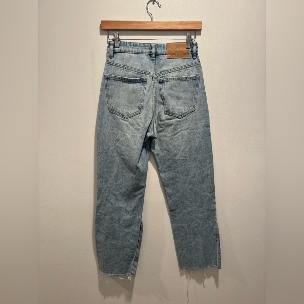 Zara distressed High waisted jeans 0 - Picture 3 of 3